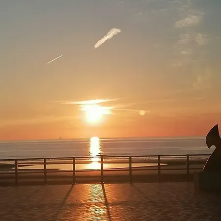 Apartamento Op Het Gelijkvloers Met Tuintje Nabij *