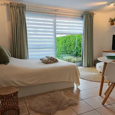 Apartman Op Het Gelijkvloers Met Tuintje Nabij